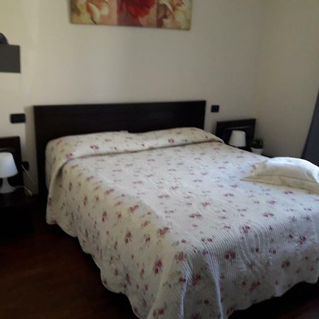 Palazzina Mary Apartment Lucca Bagian luar foto